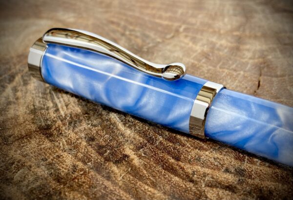 #0395 Blue Swirl Fountain Pen