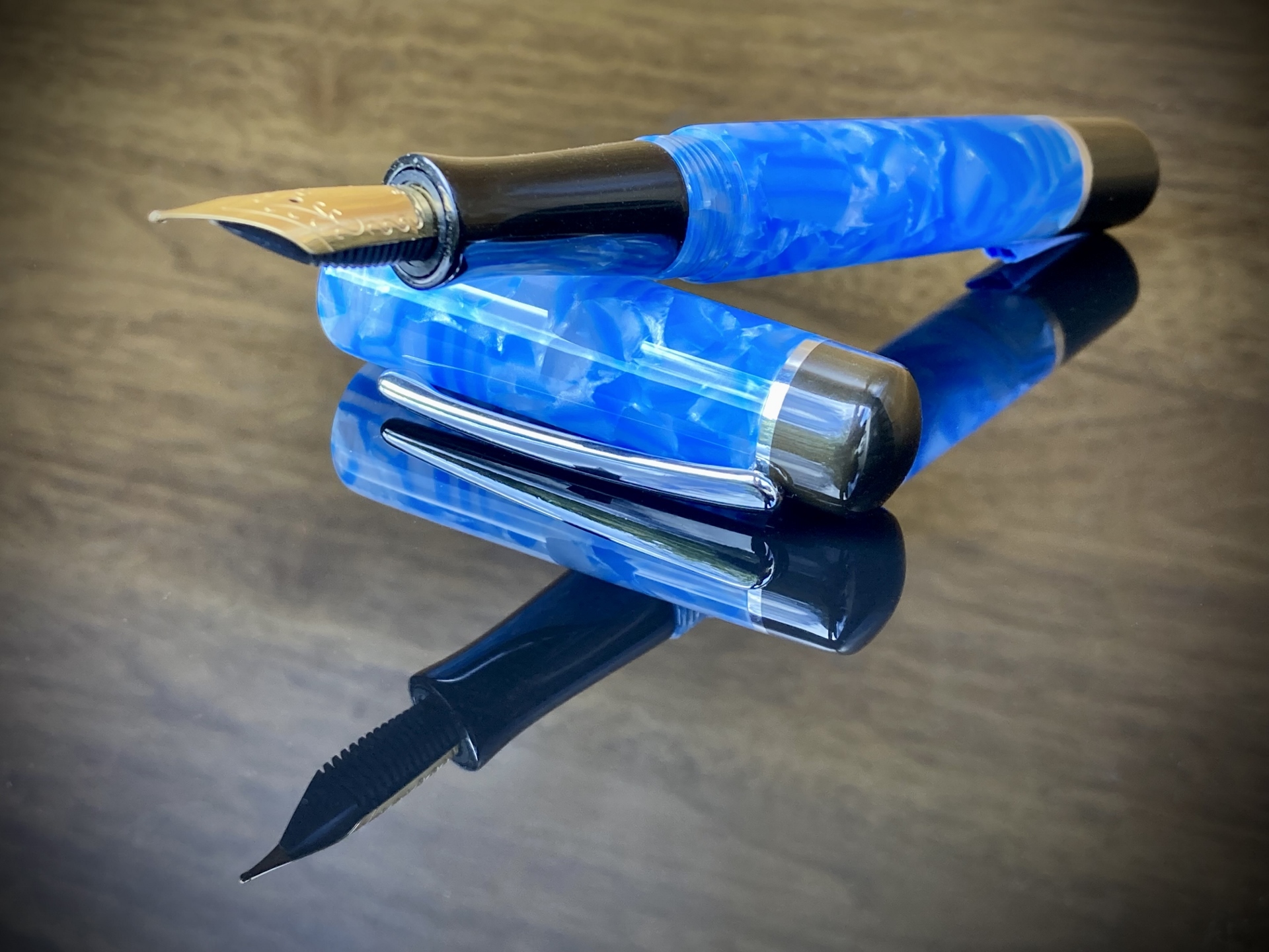 Front Page News! IAP Featured Pen: October, 2023